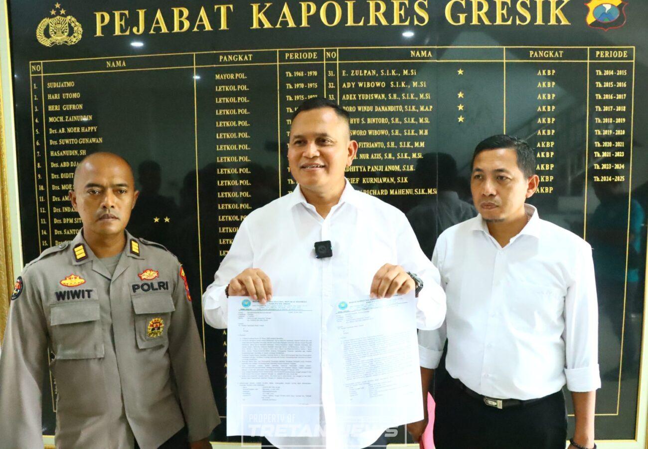 Polres Gresik Serahkan Kades dan Nelayan di Pulau Bawean Direhabilitasi di BNNK