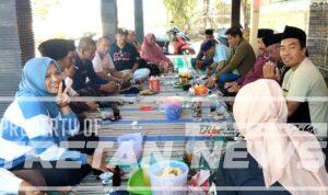 halal-bihalal-yayasan-cahaya-kasih-pamekasan.jpg Kegiatan Halal Bihalal Yayasan Cahaya Kasih Pamekasan di Sekretariat Yayasan Desa Konang Galis