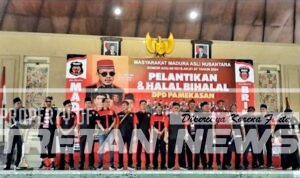 pelantikan-dpd-madas-nusantara-pamekasan-pendopo-ronggosukowati.jpg Pelantikan DPD Madas Nusantara Kabupaten Pamekasan di Pendopo Ronggosukowati yang dirangkai dengan Halal Bihalal