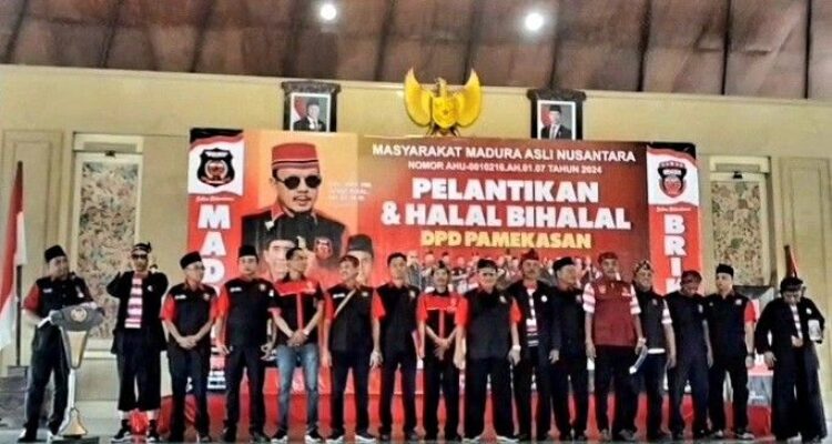 Pelantikan DPD Madas Nusantara Kabupaten Pamekasan di Pendopo Ronggosukowati yang dirangkai dengan Halal Bihalal