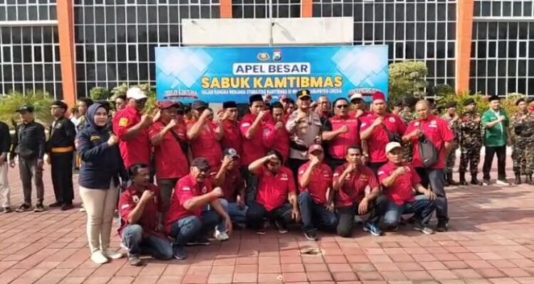 Suasana Apel Besar Sabuk Kamtibmas di Polres Gresik yang dipimpin Kapolres bersama ormas dan tokoh masyarakat