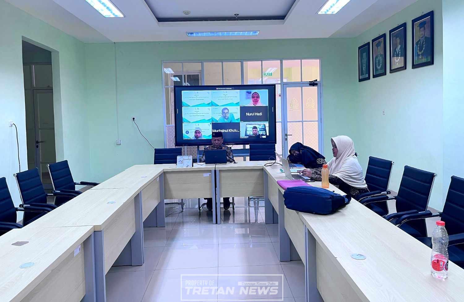 Penandatanganan MoU UIN Madura dengan universitas Mesir secara daring untuk kerja sama pendidikan bahasa Arab