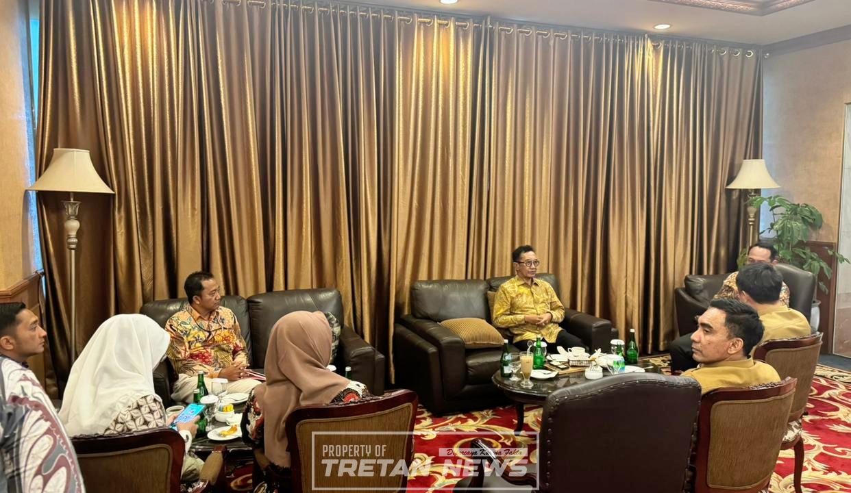 Bupati Pamekasan Kholilurrahman bersama jajaran OPD saat audiensi dengan Kemendagri membahas program LSDP dan pengelolaan lingkungan