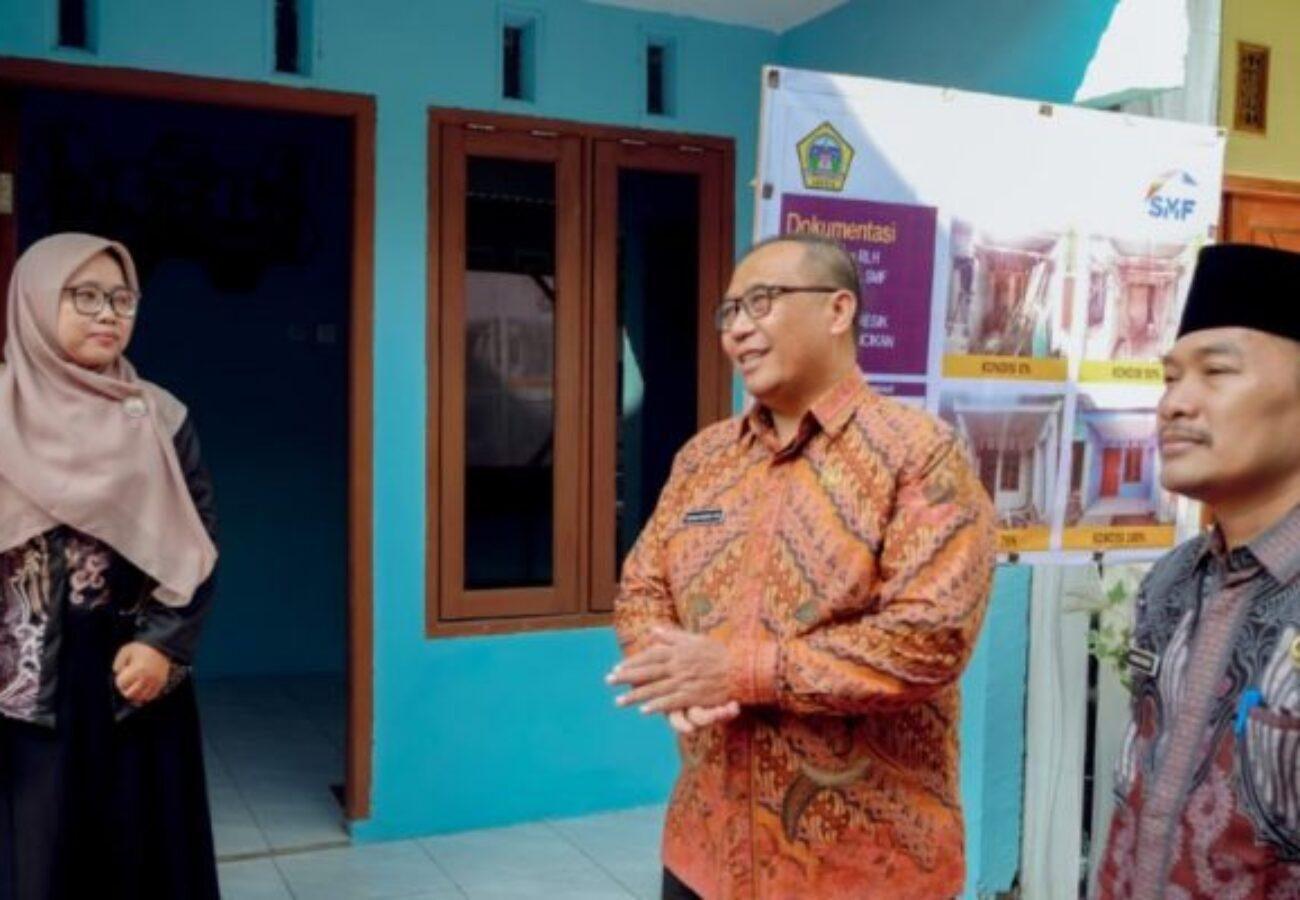 Program bedah rumah RTLH di Desa Pulopancikan Gresik hasil kolaborasi Pemkab Gresik dan PT SMF.