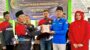Pemuda Karang Taruna Desa Teja Barat memproduksi tempe lokal mandiri di Pamekasan
