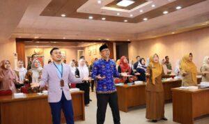 Program Bunda Puspa Gresik 2026 Peserta mengikuti pembekalan Program Bunda Puspa Kabupaten Gresik tahun 2026 untuk meningkatkan pemberdayaan perempuan dan ekonomi keluarga.