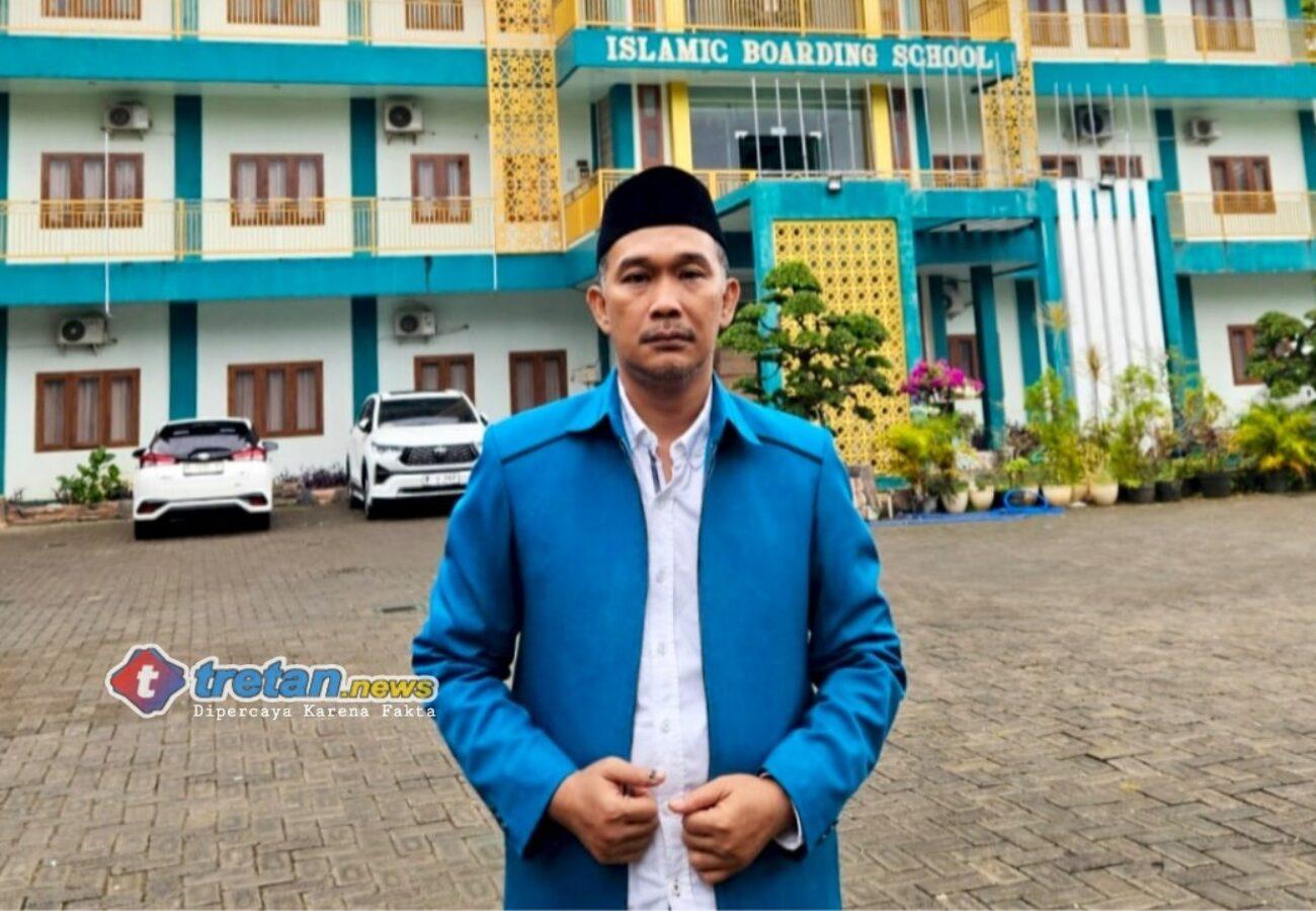 Prof KH Achmad Muhlis pada Dies Natalis ke-10 STEI Masyarakat Madani