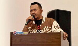 Bang Ali menyampaikan pesan kepada relawan BANI Insan Peduli di Pamekasan