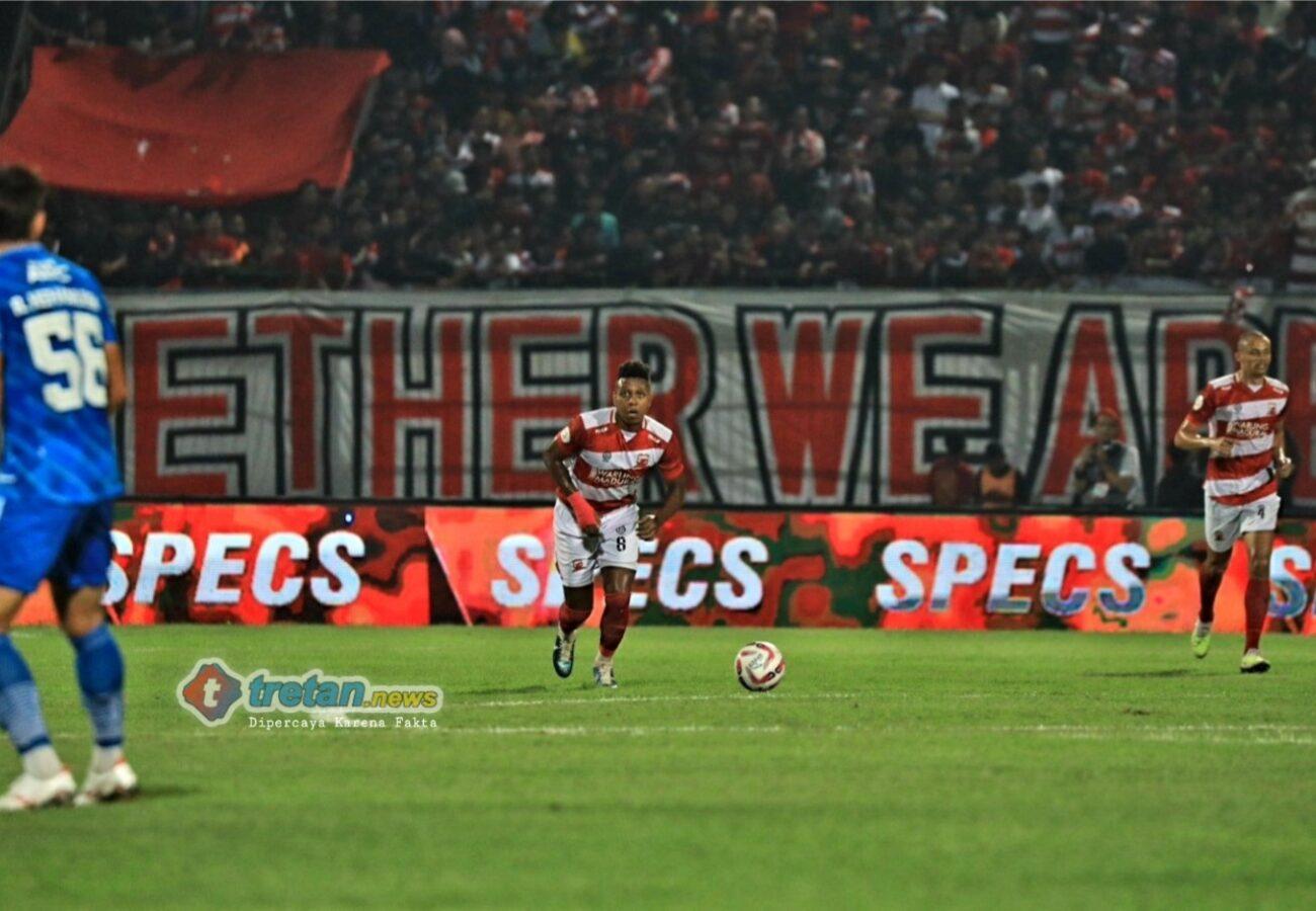 Hugo Gomes kembali diperkenalkan sebagai pemain Madura United musim 2026