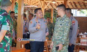 kapolres-dandim-pamekasan-perkuat-sinergitas Kapolres dan Dandim Pamekasan saat silaturahmi memperkuat sinergitas TNI Polri