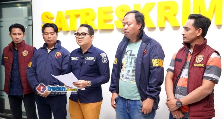 Polres Pamekasan rilis penetapan tiga tersangka kasus data pribadi