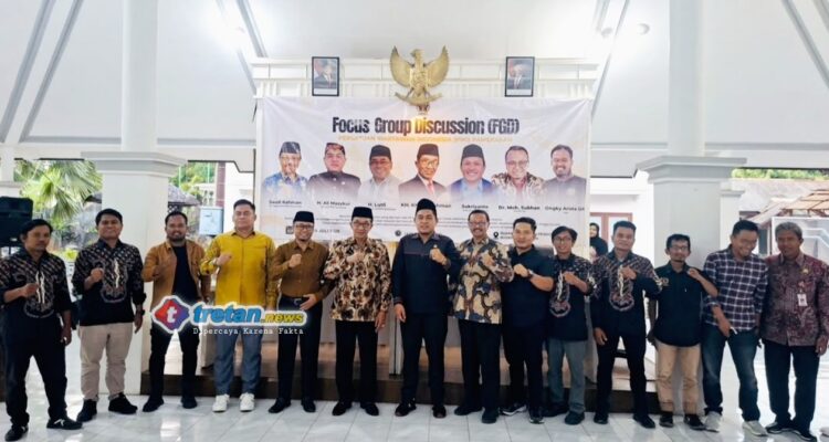 FGD PWI Pamekasan membahas banyaknya jabatan Plt OPD