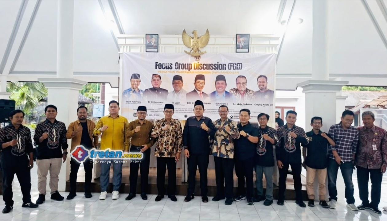 FGD PWI Pamekasan membahas banyaknya jabatan Plt OPD
