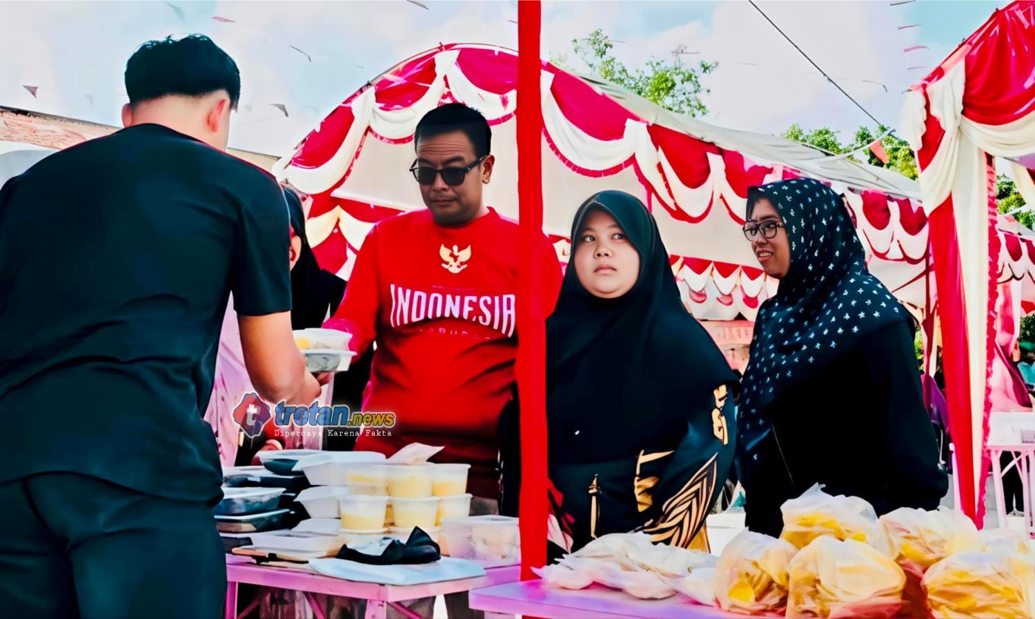Bambang Budianto Ayunda Group melihat produk olahan singkong Pemuda Tani