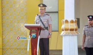 Wakapolres Pamekasan memimpin upacara Hari Juang Polri 2026