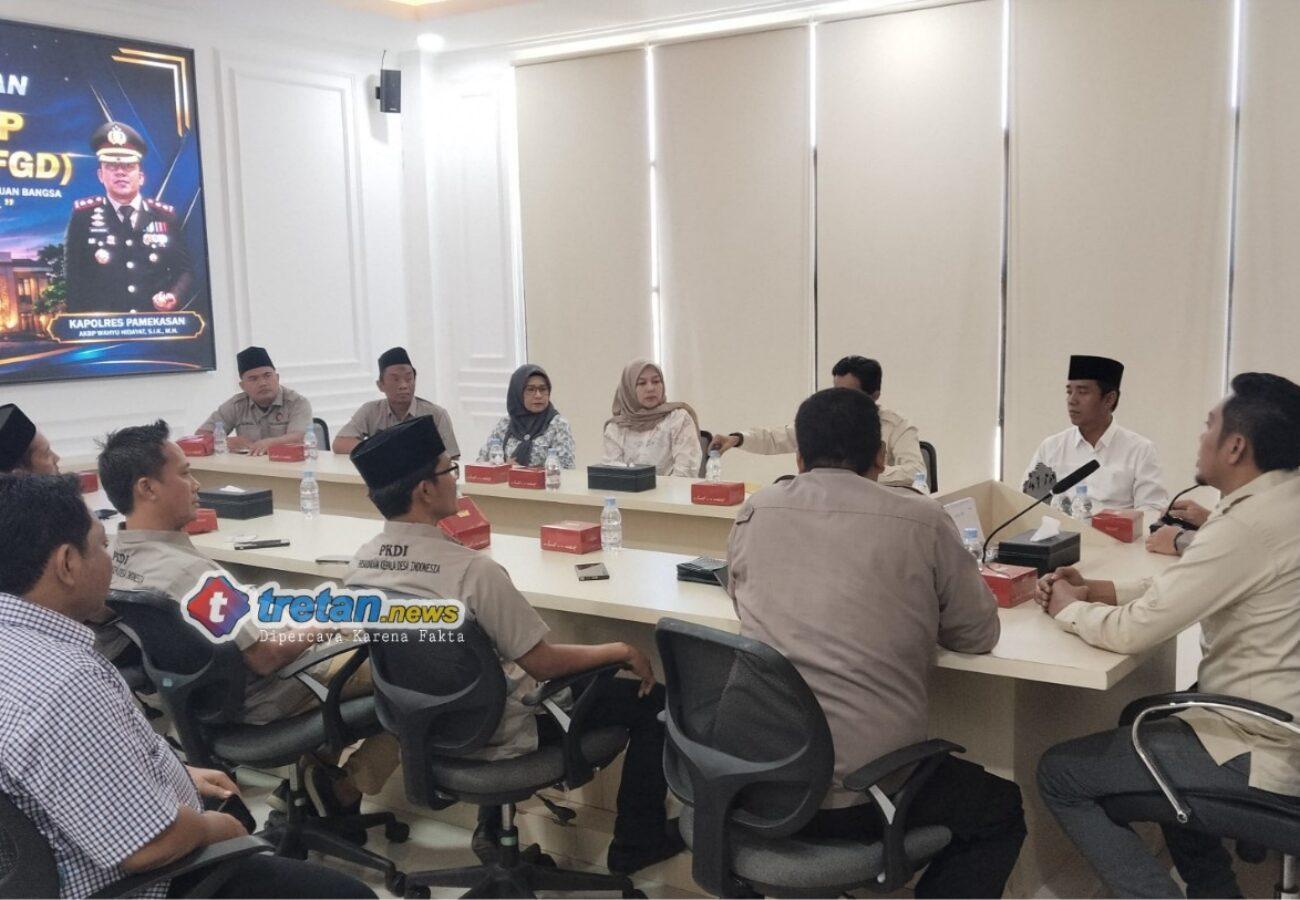 Kapolres Pamekasan menggelar FGD bersama elemen masyarakat