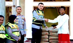 kapolresta-sumenep-bantuan-pembangunan-masjid-hidayatullah Kapolresta Sumenep menyerahkan bantuan pembangunan Masjid Hidayatullah