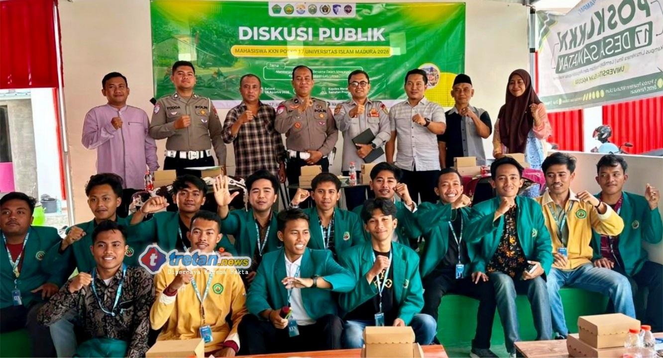 Ketua PWI Pamekasan menjelaskan Butterfly Effect dalam edukasi keselamatan berlalu lintas di Proppo