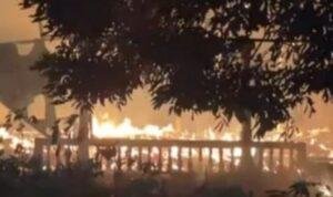 Anak bakar rumah ibu di Sampang