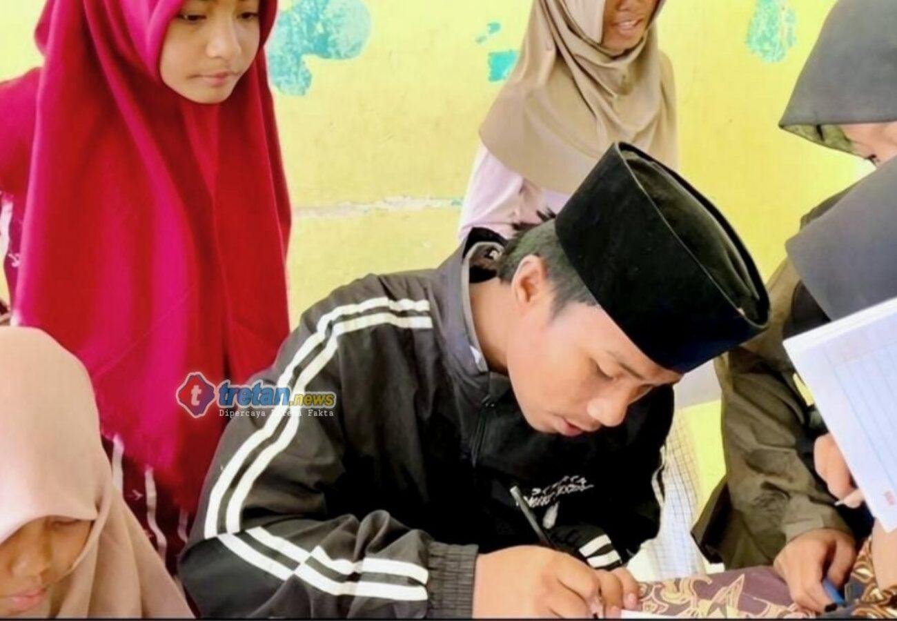 KKN Annuqayah Posko 43 melatih siswa seni kaligrafi Al-Qur’an