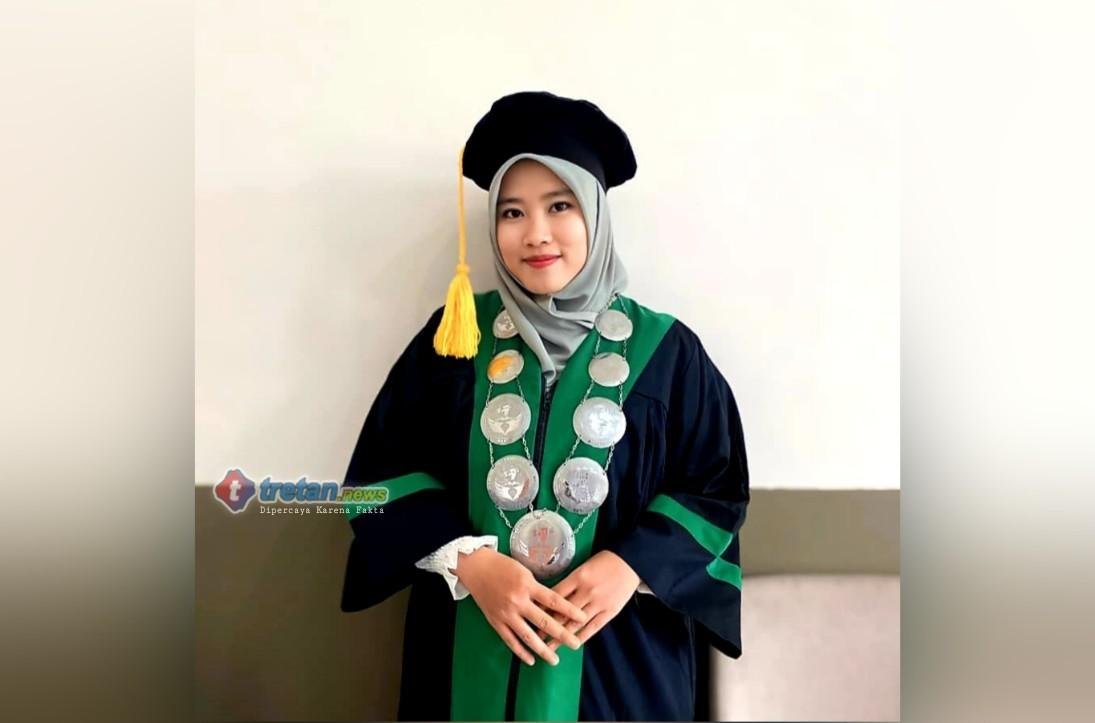 Lailiy Kurnia Ilahi Dekan FBA UNIBA Madura dalam kegiatan akademik