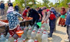 polres-pamekasan-pijp-bantuan-air-bersih Polres Pamekasan dan PIJP salurkan bantuan air bersih