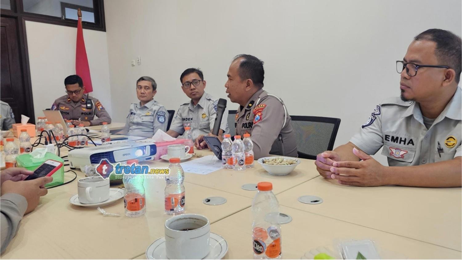 Polres Pamekasan memperkuat sinergi keselamatan lalu lintas bersama Dishub dan Jasa Raharja