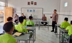 polsek-tlanakan-sma-kemala-taruna-bhayangkara Polsek Tlanakan sosialisasi rekrutmen SMA Kemala Taruna Bhayangkara