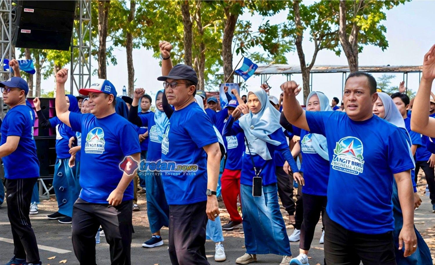 Ismail mengikuti kegiatan olahraga Partai Demokrat di Pamekasan